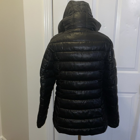 Guess hooded black puffer jacket size - L - Picture 3 of 9